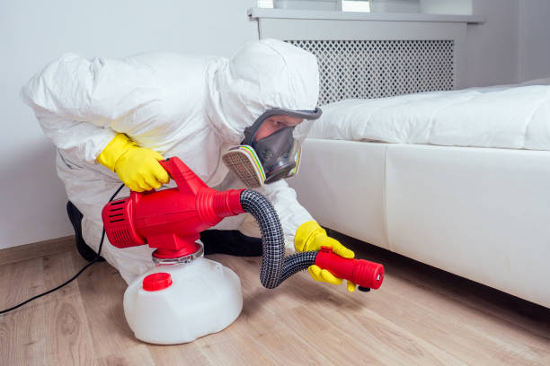 Best Pest Control for Hotels  in Waycross, GA